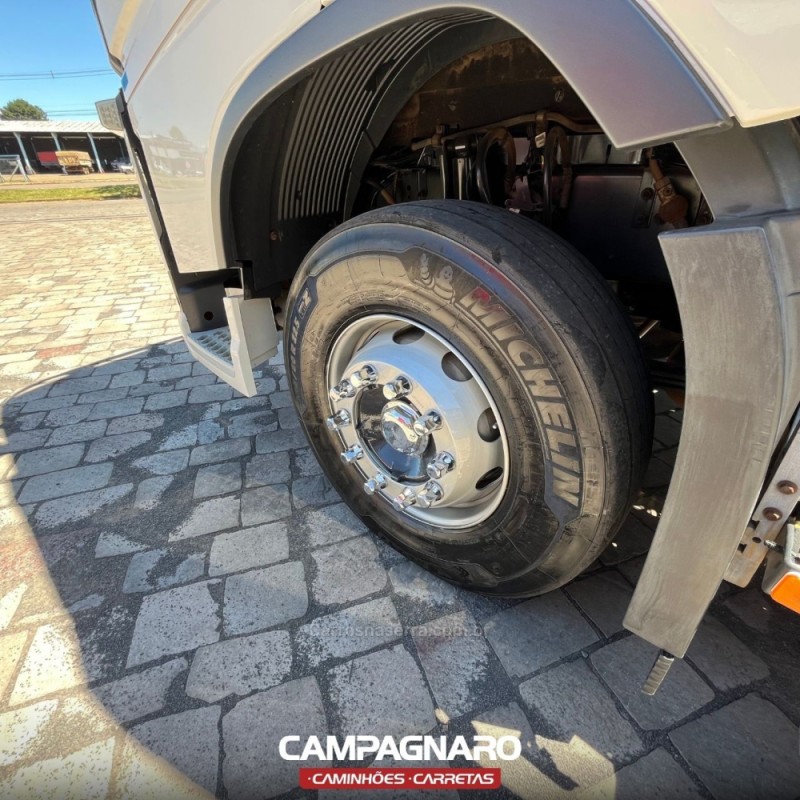 FH 460 GLOBETROTTER 6X2 - 2016 - VACARIA