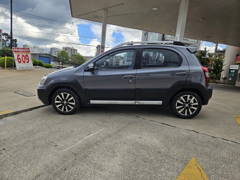 ETIOS CROSS 1.5 16V FLEX 4P MANUAL - 2016 - CAXIAS DO SUL