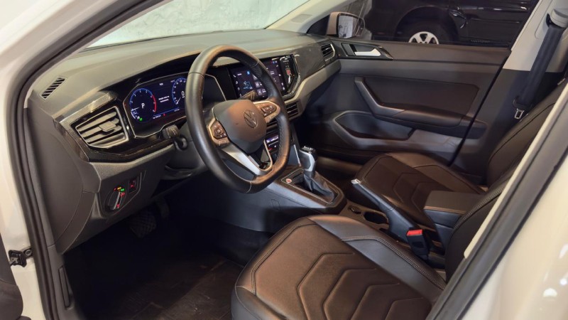 POLO 1.0	200 TSI HIGHLINE AUTOMÁTICO  - 2023 - CAXIAS DO SUL