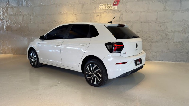 POLO 1.0	200 TSI HIGHLINE AUTOMÁTICO  - 2023 - CAXIAS DO SUL