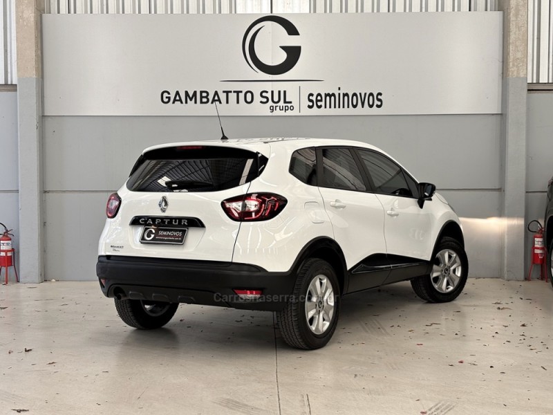 CAPTUR 1.6 LIFE 16V FLEX 4P AUTOMÁTICO - 2021 - BENTO GONçALVES