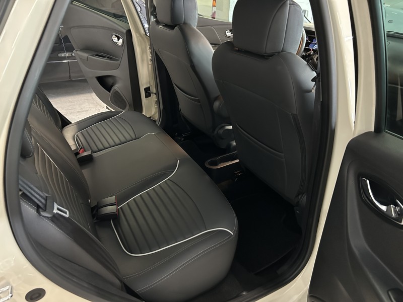 CAPTUR 1.6 16V FLEX INTENSE AUTOMÁTICO - 2018 - CAXIAS DO SUL