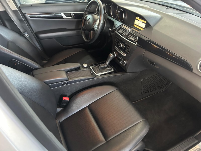 C 180 1.8 CGI CLASSIC 16V TURBO GASOLINA 4P AUTOMÁTICO - 2012 - CAXIAS DO SUL