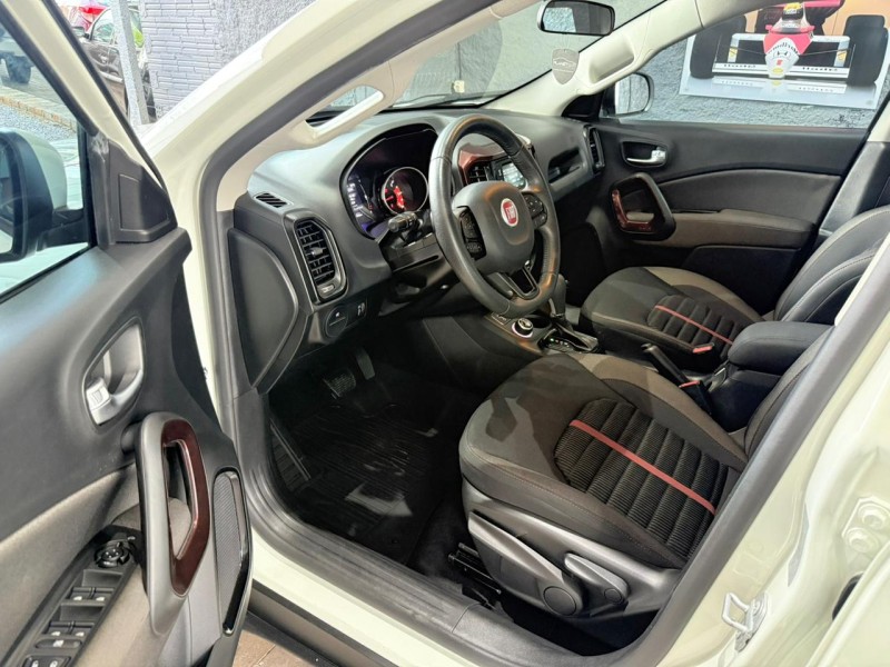 TORO 2.0 16V TURBO DIESEL FREEDOM 4WD AT9 AUTOMÁTICO - 2019 - FARROUPILHA