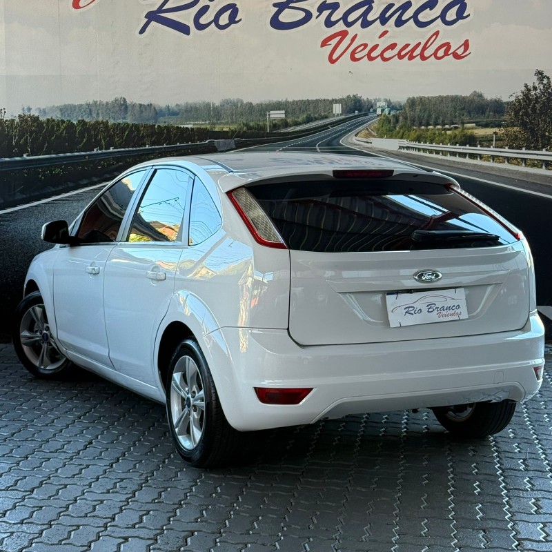 FOCUS 1.6 8V FLEX 4P MANUAL - 2013 - CAXIAS DO SUL