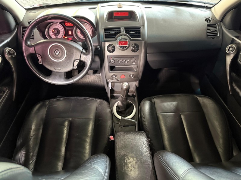 MÉGANE 1.6 DYNAMIQUE GRAND TOUR 16V FLEX 4P MANUAL - 2012 - CAXIAS DO SUL