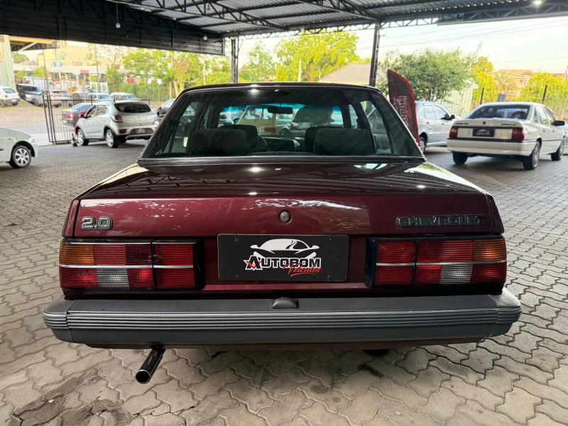 MONZA 2.0 MPFI CLASSIC SE 8V GASOLINA 4P MANUAL - 1989 - CAXIAS DO SUL