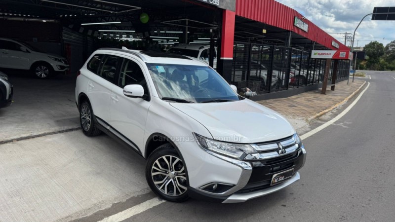 outlander 2.0 comfort 16v gasolina 4p automatico 2018 caxias do sul