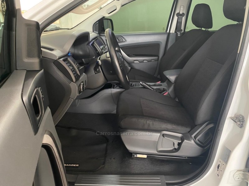 RANGER 2.2 XLS 4X4 CD 16V DIESEL 4P MANUAL - 2017 - LAJEADO