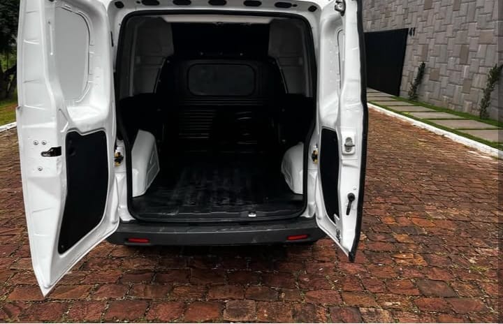 FIORINO 1.5 FIRE FURGÃO 8V GASOLINA 2P MANUAL - 2019 - ESTRELA