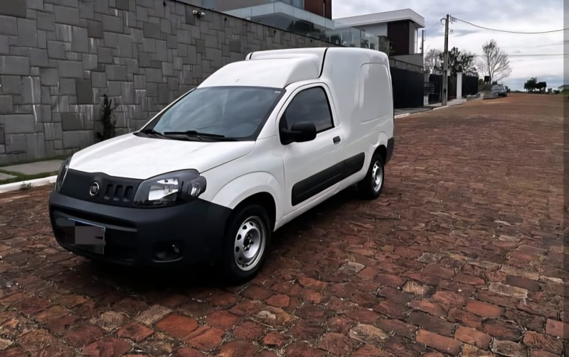 FIORINO 1.5 FIRE FURGÃO 8V GASOLINA 2P MANUAL - 2019 - ESTRELA