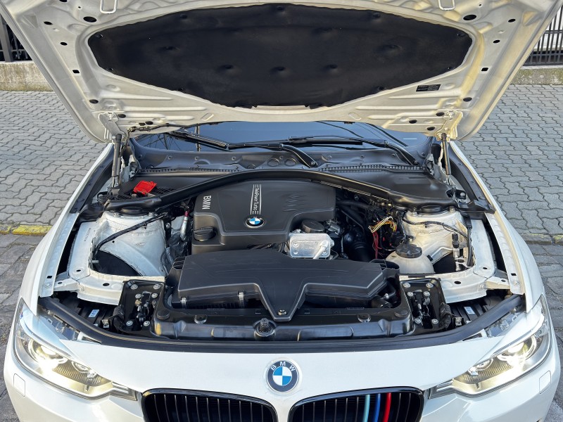 320I 2.0 SPORT 16V TURBO GASOLINA 4P AUTOMÁTICO - 2014 - CAXIAS DO SUL