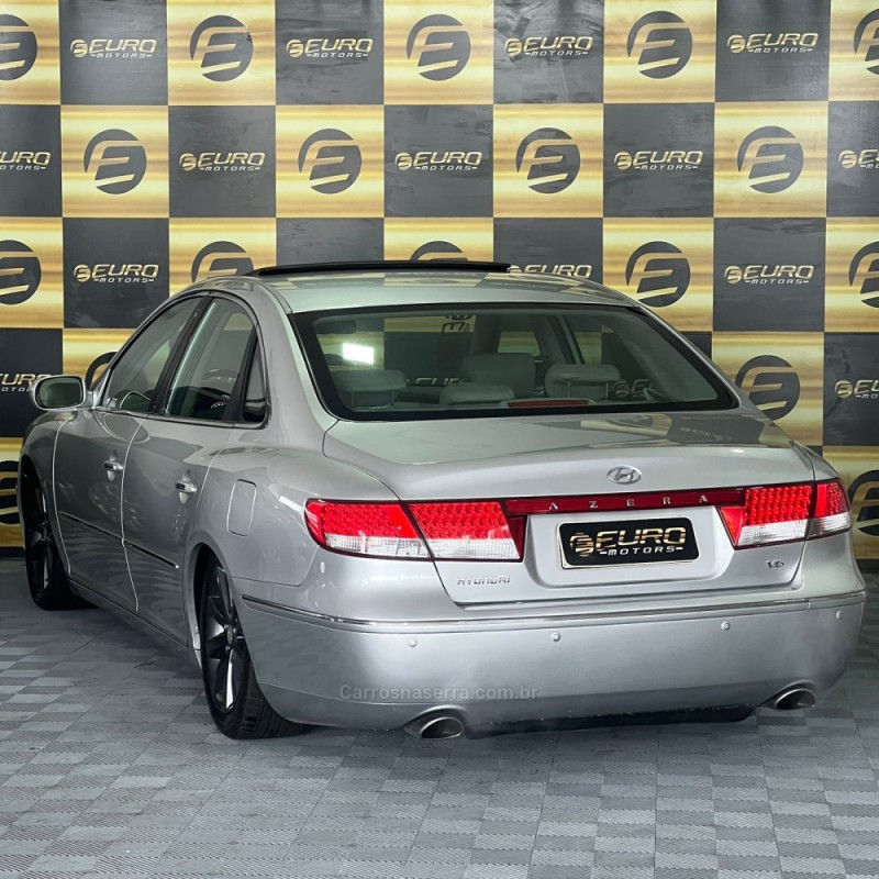 AZERA 3.3 MPFI GLS SEDAN V6 24V GASOLINA 4P AUTOMÁTICO - 2009 - PORTãO