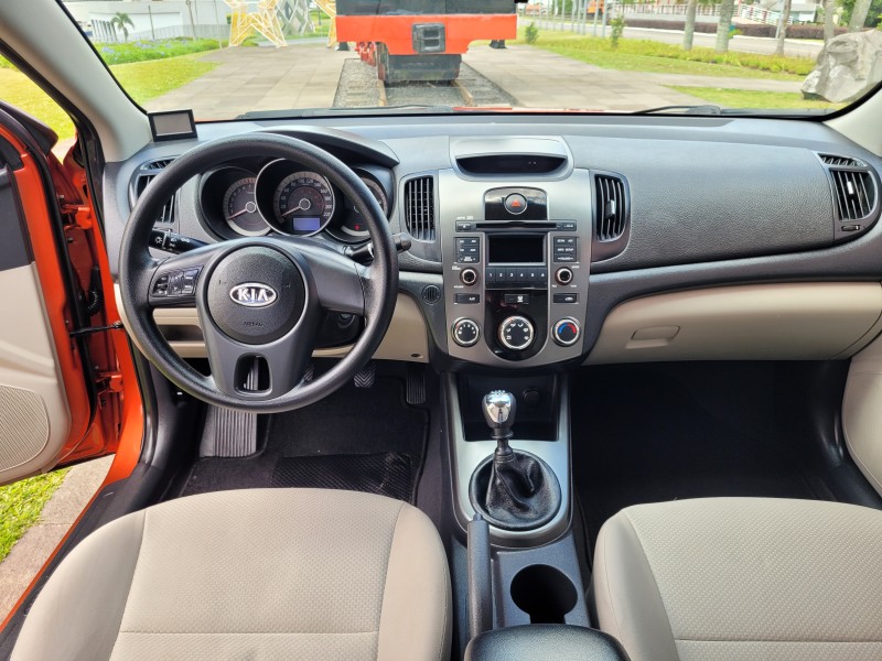 CERATO 1.6 EX2 SEDAN 16V GASOLINA 4P MANUAL - 2011 - CARLOS BARBOSA