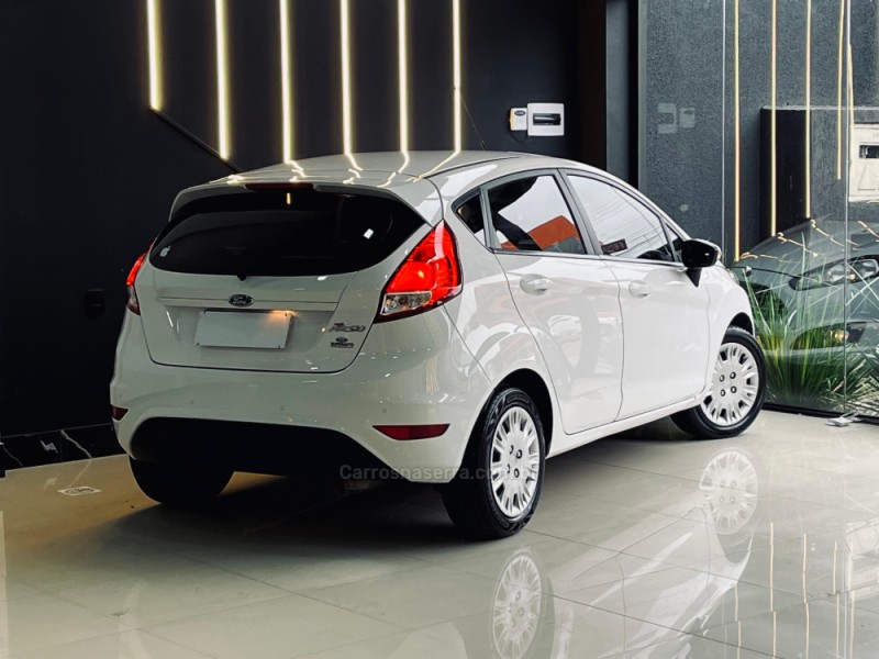 FIESTA 1.6 SE HATCH 16V FLEX 4P MANUAL - 2017 - SAPUCAIA DO SUL