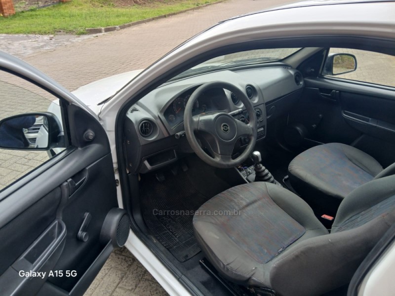 CELTA 1.0 MPFI LIFE 8V FLEX 2P MANUAL - 2010 - CAXIAS DO SUL