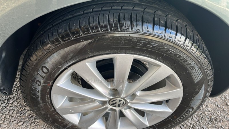 FOX 1.6 MI 8V FLEX 4P MANUAL - 2012 - VERANóPOLIS