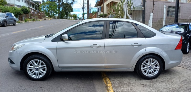 FOCUS 2.0 GLX SEDAN 16V FLEX 4P MANUAL - 2013 - FARROUPILHA