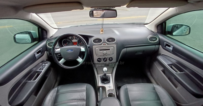 FOCUS 2.0 GLX SEDAN 16V FLEX 4P MANUAL - 2013 - FARROUPILHA