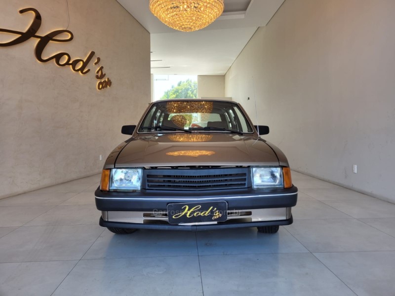 MARAJÓ 1.6 SL 8V GASOLINA 2P MANUAL - 1987 - CANELA