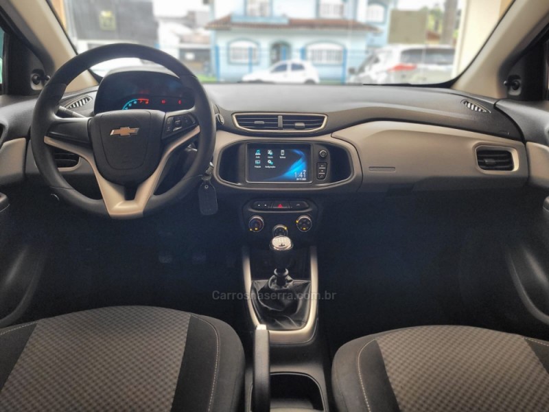 ONIX 1.4 MPFI LT 8V FLEX 4P MANUAL - 2018 - CANELA