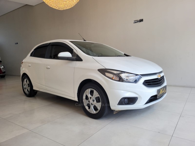 ONIX 1.4 MPFI LT 8V FLEX 4P MANUAL - 2018 - CANELA