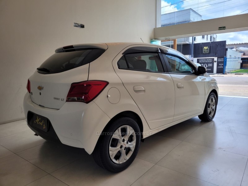 ONIX 1.4 MPFI LT 8V FLEX 4P MANUAL - 2018 - CANELA