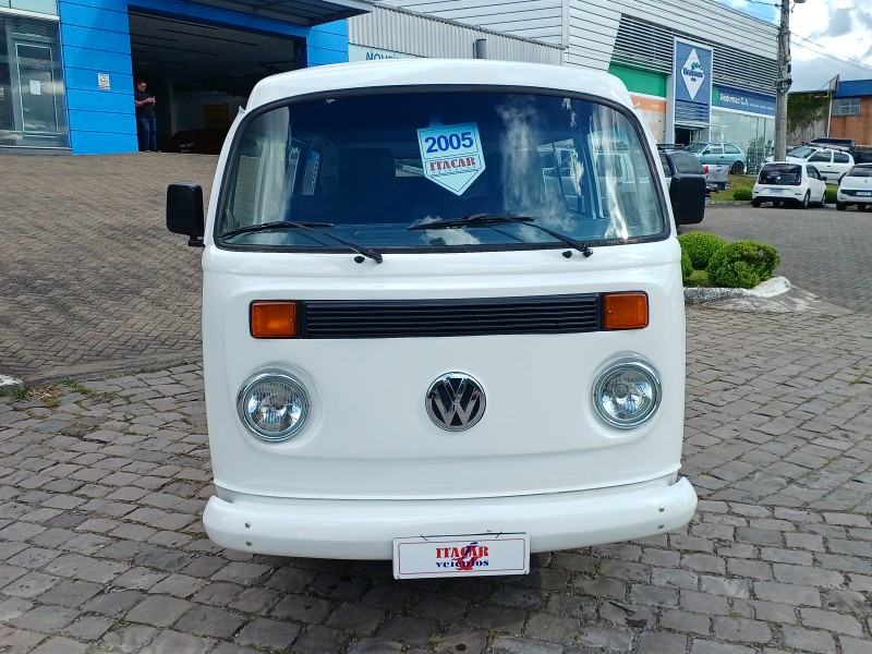 KOMBI 1.6 MI STD LOTAÇÃO 8V GASOLINA 3P MANUAL - 2005 - FLORES DA CUNHA
