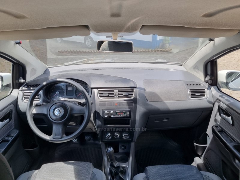 FOX 1.0 MI 8V FLEX 2P MANUAL - 2012 - VACARIA