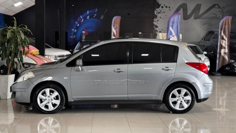 TIIDA 1.8 SL 16V FLEX 4P MANUAL - 2011 - ESTâNCIA VELHA