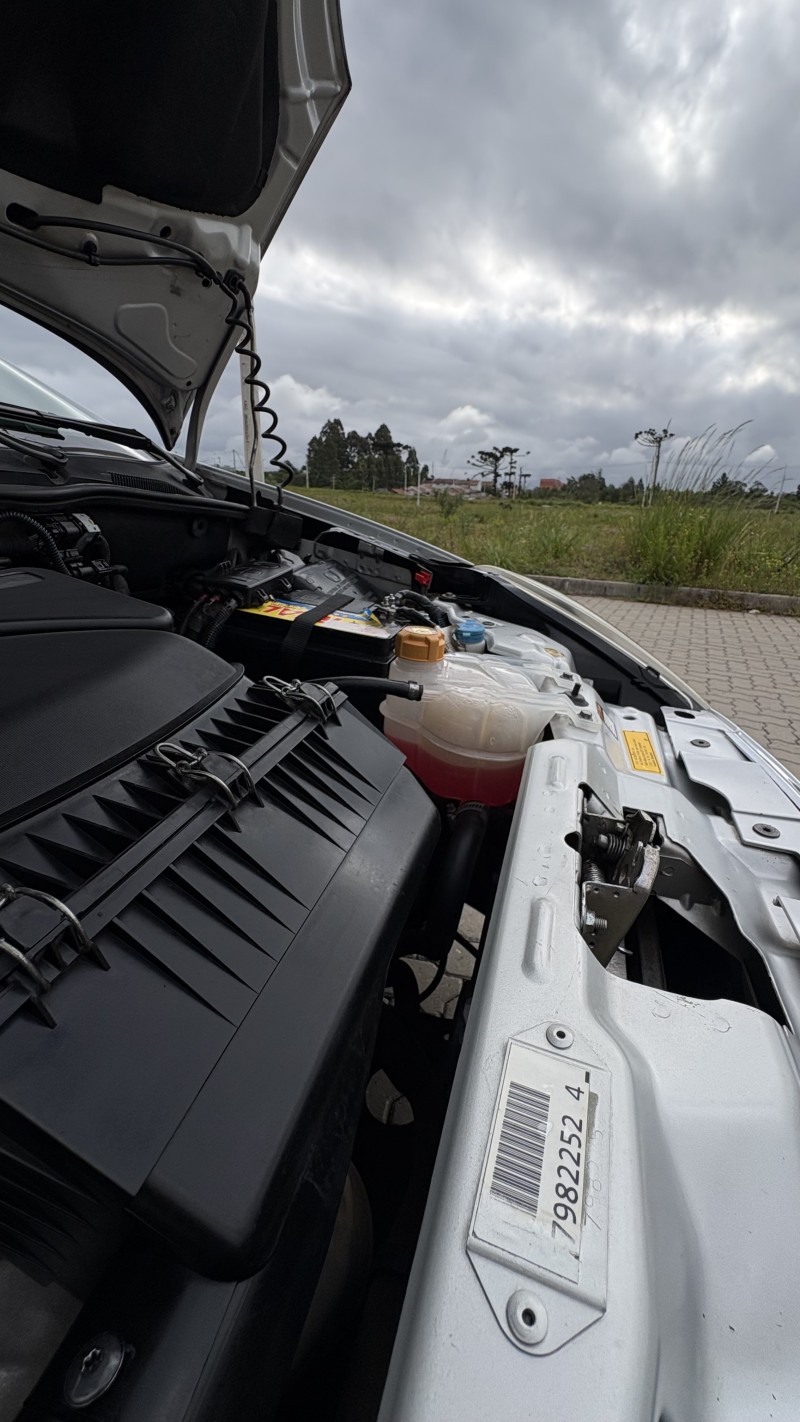 PUNTO 1.4 ATTRACTIVE ITALIA 8V FLEX 4P MANUAL - 2015 - CAXIAS DO SUL