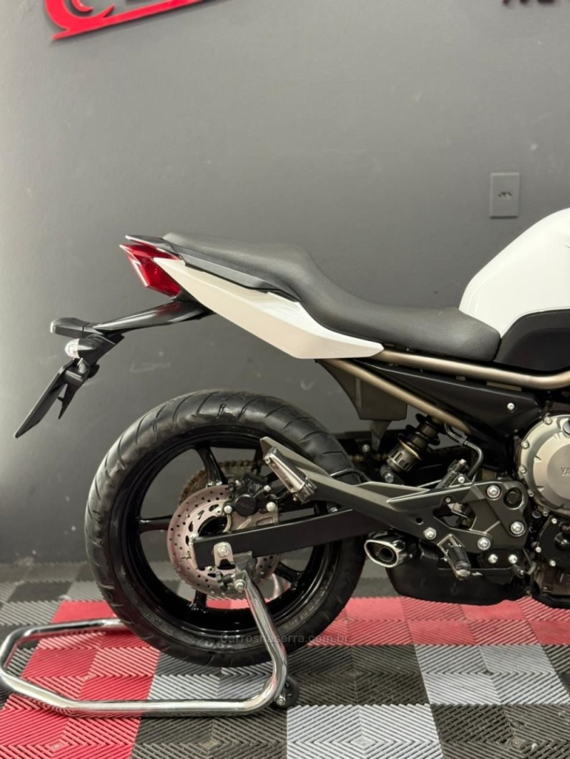 XJ6 N  - 2010 - NOVO HAMBURGO