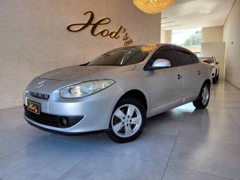 FLUENCE 2.0 DYNAMIQUE 16V FLEX 4P MANUAL - 2011 - CANELA