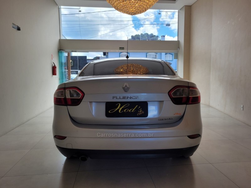 MÉGANE 2.0 DYNAMIQUE SEDAN 16V GASOLINA 4P MANUAL - 2011 - CANELA