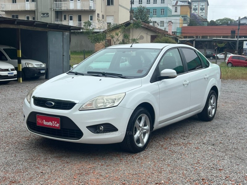 FOCUS 2.0 GLX SEDAN 16V GASOLINA 4P MANUAL - 2012 - FARROUPILHA