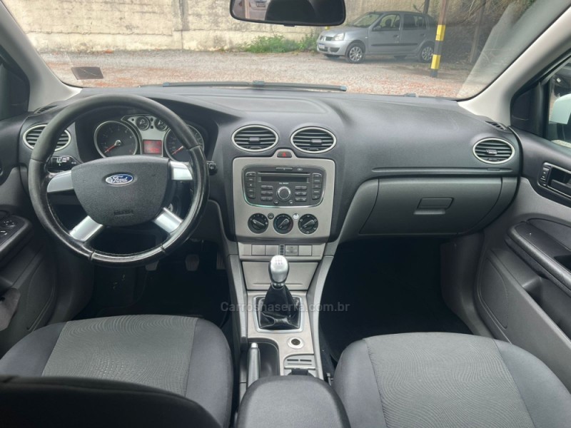 FOCUS 2.0 GLX SEDAN 16V GASOLINA 4P MANUAL - 2012 - FARROUPILHA