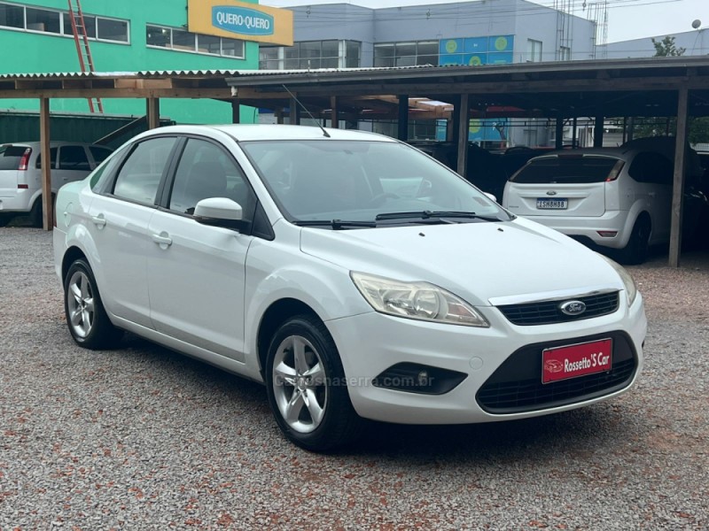 FOCUS 2.0 GLX SEDAN 16V GASOLINA 4P MANUAL - 2012 - FARROUPILHA