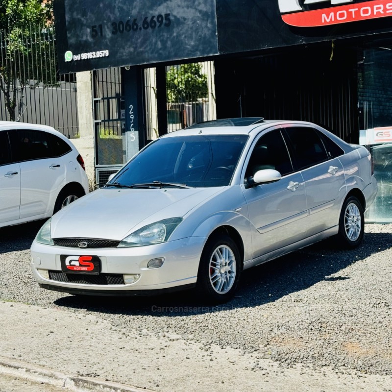 FOCUS 2.0 HC 16V FLEX 4P MANUAL - 2002 - NOVO HAMBURGO
