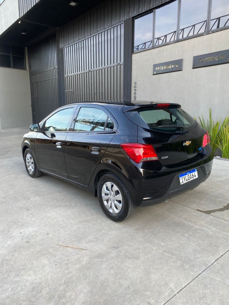 ONIX 1.0 LT PLUS 8V FLEX 4P MANUAL - 2018 - CAXIAS DO SUL