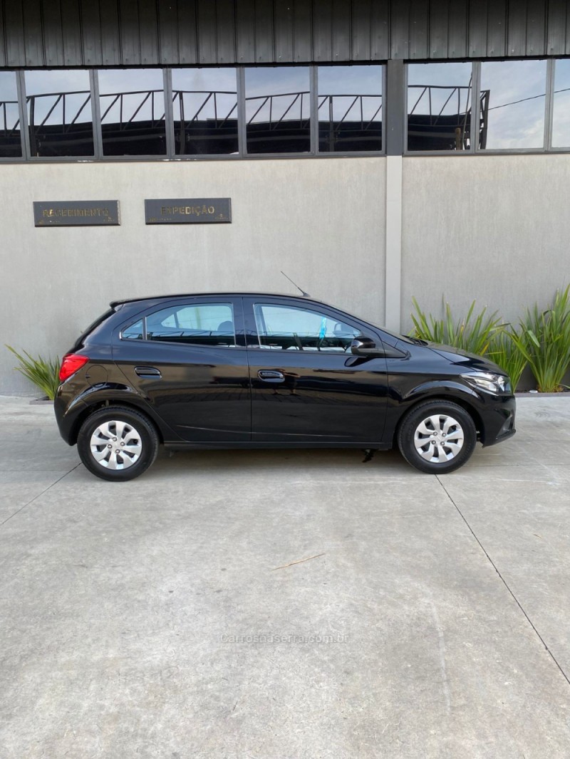 ONIX 1.0 LT PLUS 8V FLEX 4P MANUAL - 2018 - CAXIAS DO SUL
