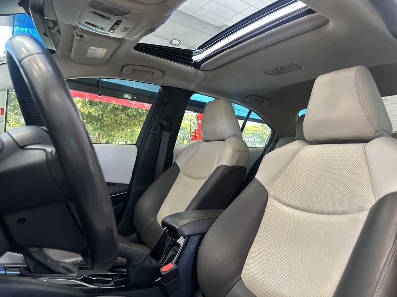COROLLA 1.8 ALTIS PREMIUM 16V HÍBRIDO 4P AUTOMÁTICO - 2023 - ESTâNCIA VELHA
