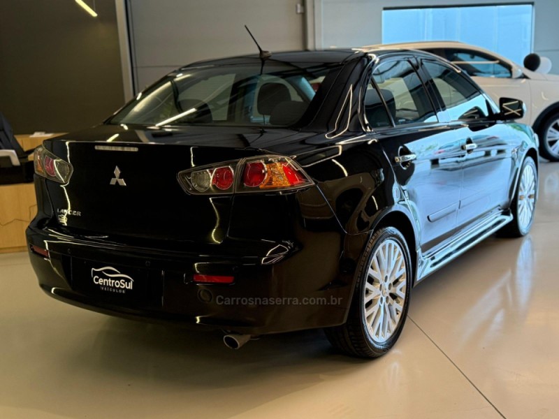 LANCER 2.0 CVT 16V GASOLINA 4P AUTOMÁTICO - 2015 - CARLOS BARBOSA