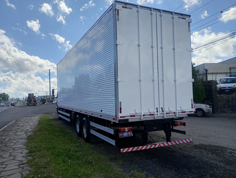 ATEGO 2430 6X2 - 2021 - FARROUPILHA