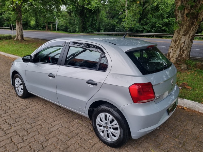GOL 1.0 12V MPI TOTALFLEX 4P MANUAL - 2020 - DOIS IRMãOS