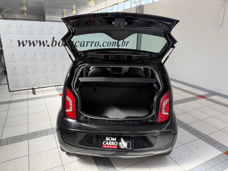 UP 1.0 MPI MOVE UP 12V FLEX 2P MANUAL - 2015 - PORTO ALEGRE