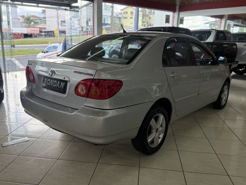 COROLLA 1.6 XLI 16V GASOLINA 4P AUTOMÁTICO - 2004 - FARROUPILHA