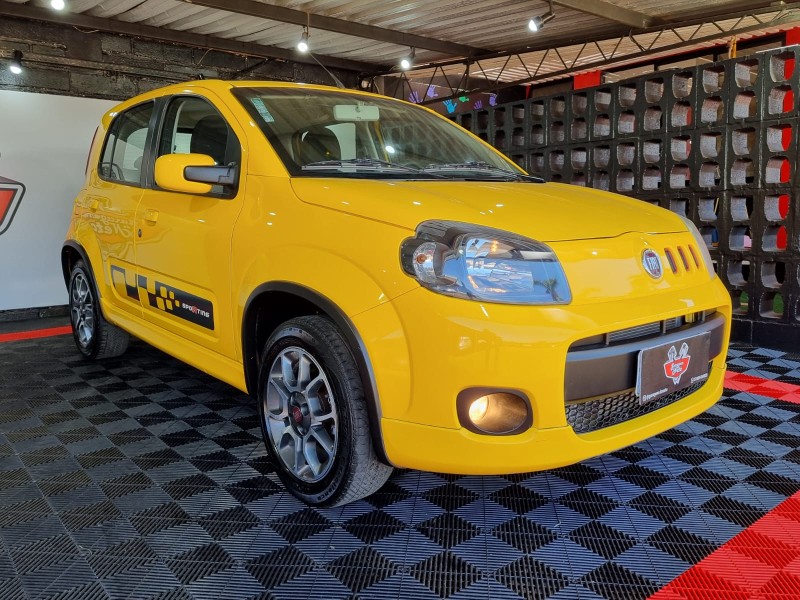 UNO 1.4 SPORTING 8V FLEX 4P MANUAL - 2012 - TEUTôNIA