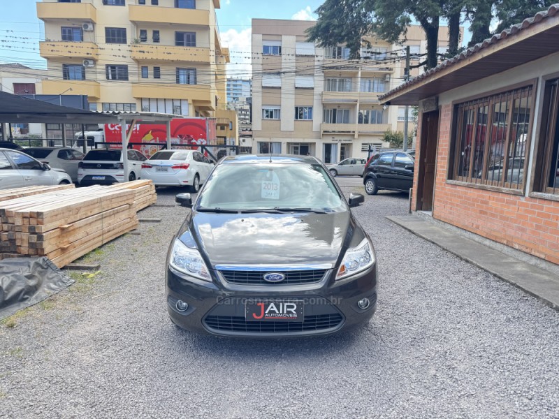 FOCUS 1.6 GLX SIGMA 16V FLEX 4P MANUAL - 2013 - GARIBALDI