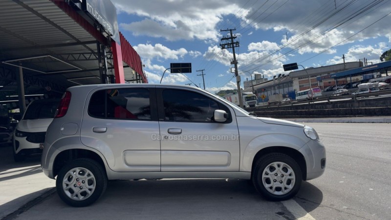 UNO 1.0 EVO VIVACE 8V FLEX 4P MANUAL - 2011 - CAXIAS DO SUL