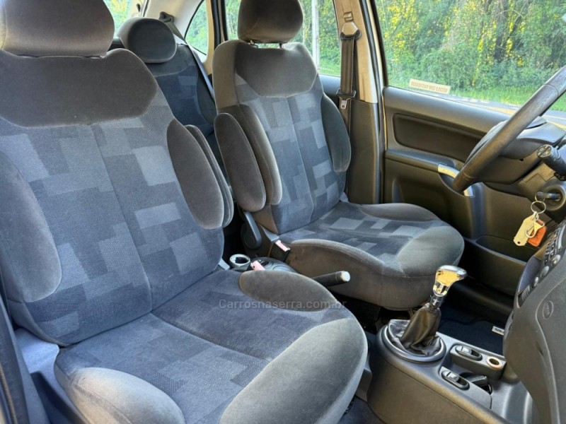 C3 1.6 EXCLUSIVE 16V FLEX 4P MANUAL - 2006 - IVOTI